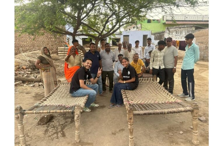 बिजली नहीं, कोचिंग नहीं — फिर भी चंचल बनीं टॉपर, 99.83% के साथ चमकीं भरतपुर की बेटी