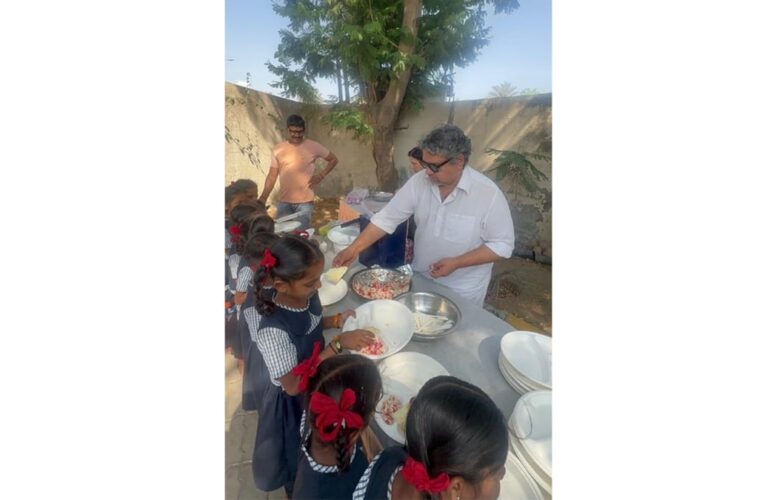 आचार्य डॉ. श्याम सुरेश का वैश्विक मानवीय मिशन: भूखा न रहे कोई