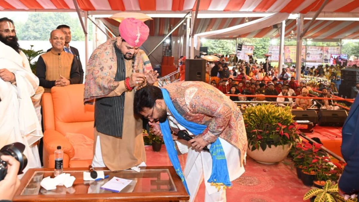 राष्ट्रकथा में पवन सिंह का भजन, ब्रिजभूषण शरण सिंह के मार्गदर्शन में 4 जनवरी 2026 उत्सव