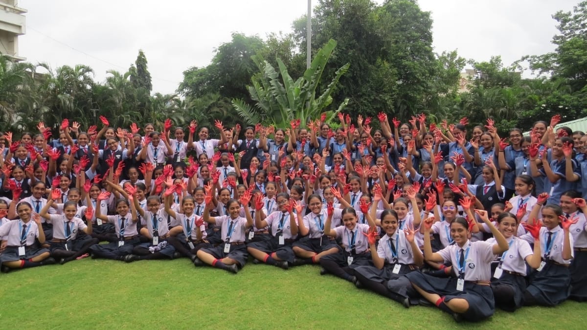 On Raksha Bandhan, Trees Became ‘Brothers’ and Daughters Became Their Protectors-PNN